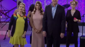 Alice + Olivia Baisse de la Taille encolure Bateau Robe portée par Kimmy Gibbler (Andrea Barber) en plus complète de la Maison (S02E09) (S02E09)