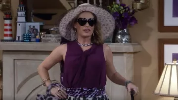 Carven Sleeveless Top usado por Kimmy Gibbler (Andrea Barber) en Fuller House (S02E09)