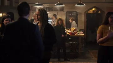 The refrigerator, black SMEG in Russian Doll S01E05