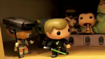 El Funko Pop! por la princesa Leia en Star Wars de Modzii en su video ¡LA MAYOR COLECCIÓN DE FIGURAS POP! ¡DESDE FRANCIA!