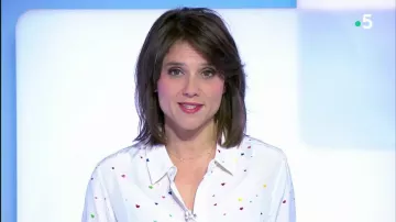 The printed shirt of small hearts Rails Mélanie Taravant in C to tell the 14.02.2019