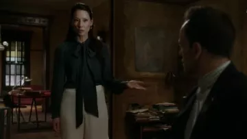 Gucci  Pussy-bow Silk-georgette Top worn by Dr. Joan Watson (Lucy Liu) in Elementary (S04E02)