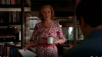 DIANE VON FURSTENBERG Pink New Julian Two Dress in Swirl Large Orchid worn by Martha Rodgers (Susan Sullivan) in Castle (S06E23)