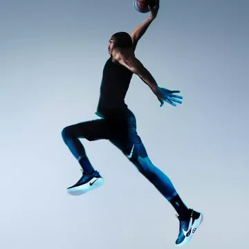 Basketball Sneakers Nike Adapt BB Black Pure Platinum worn by Jayson Tatum on the Instagram account @jaytatum0