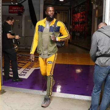 Adidas Yeezy Boost 700 "wave Runner" porté par Lance Stephenson sur l'Instagram account @stephensonlance