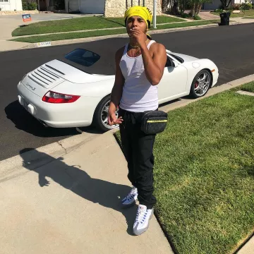 La sacoche Louis Vuitton de Zola sur son compte Instagram @binkszola