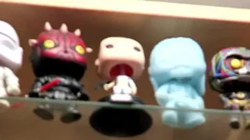 El funko pop de Padme Amidala en Star Wars de Modzii en el vídeo ¡LA MAYOR COLECCIÓN DE FIGURITAS POP! ¡DESDE FRANCIA!