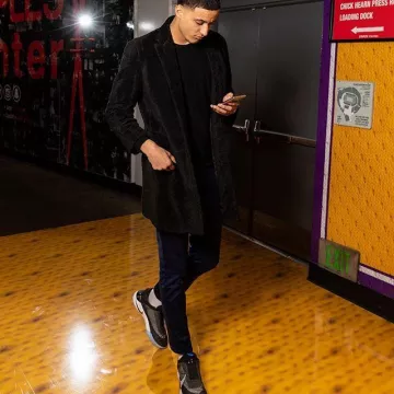 Sneakers Nike Adapt BB worn by Kyle Kuzma on the Instagram account @kuz