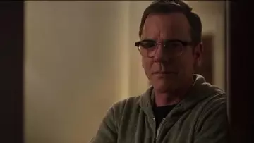 Dolabany Eyewear Arnold Glasses in Black Crystal worn by Tom Kirkman (Kiefer Sutherland) in Designated Survivor (S01E02)