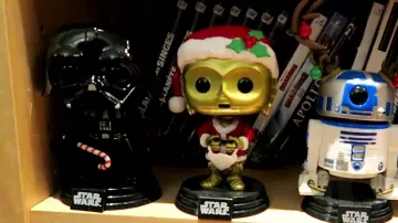 La Navidad funko pop de Darth Vader en Star Wars de Modzii en el video ¡LA MAYOR COLECCIÓN DE FIGURAS POP! ¡DESDE FRANCIA!
