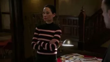 Etoile Isabel Marant Devona Chandail porté par le Dr Joan Watson (Lucy Liu) dans le Primaire (S05E22)