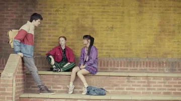 Tricolor windbreaker jacket worn by Otis Milburn (Asa Butterfield) as seen in Sex Education (Season 1 Episode 4) - wardrobe from the TV series