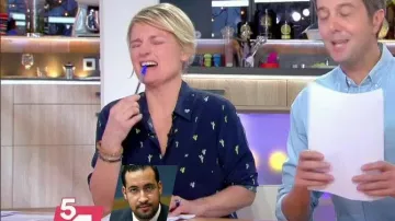 La chemise cactus (en blanc) Le temps des cerises de Anne-Élisabeth Lemoine dans C à vous le 21.02.2019