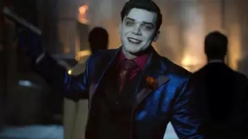 La veste portée par Jeremiah Valeska (Cameron Monaghan) dans Gotham S05E05