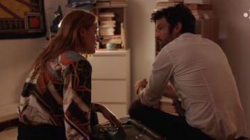 La chemise imprimée de Manon (Mélanie Robert) dans Un si grand soleil S01E114