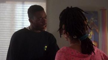 The t-shirt, long-sleeved, black of Caine (Tyrin Turner) in Menace 2 Society