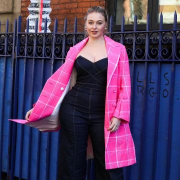 La combinaison Cinq a Sept de Iskra Lawrence sur son compte Instagram @iskra