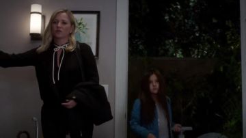 Derek Lam  Long-Sleeve Tie-Neck Silk Blouse worn by Dr. Arizona Robbins (Jessica Capshaw) in Grey's Anatomy (S14E07)