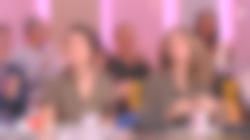 El traje caqui de Alexandra Hubin en Je t'aime, etc. desde 2019/02/28
