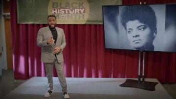 Fendi Reloaded Logo Garnis de Cuir Slip-on, Baskets portées par Andre "Dre' Johnson (Anthony Anderson) black-ish (S05E14)