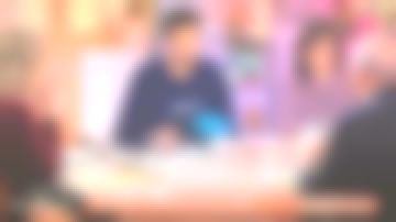 Le sweatshirt Beaming Lab 'Formidad' porté par Benjamin Muller dans la Maison des Maternelles du 01.03.2019