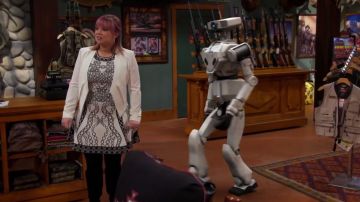 Bcbgmaxazria Lloyd Jacket usada por Kristin Baxter (Amanda Fuller) en Last Man Standing (S07E13)