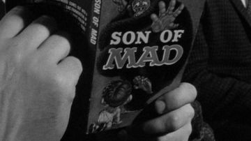 Fils de Mad livre lu par le Tremblement (Jean Junkin) dans A Hard day's Night