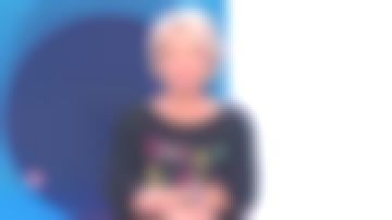 The sweater dream & chill of Sophie Davant in It is the program of the 29/01/2019