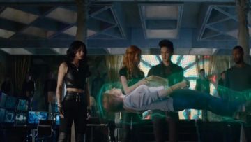 The top and red skirt with Jovani, Camille Belcourt (Kaitlyn Leeb) in  Shadowhunters S01E13