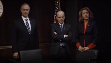 Stella McCartney Eve Top usado por Elizabeth McCord (Téa Leoni) en Madam Secretary (S01E15)
