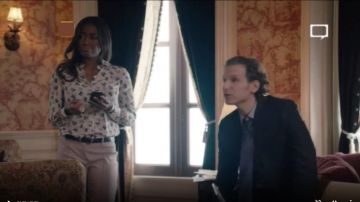 Tory Burch Pamela Shirt en Bouleau Permula porté par Daisy de Subvention (Patina Miller) Madame la Secrétaire d' (S01E19)