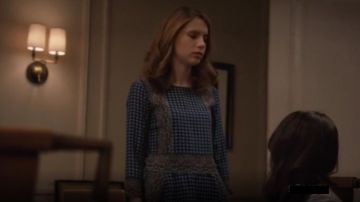 Vestido madewell Silk Tee en Ascot Grid usado por Stephanie 'Stevie' McCord (Wallis Currie-Wood) en Madam Secretary (S01E20)