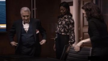 Blusa Michael Kors Elderflower usada por Daisy Grant (Patina Miller) en Madam Secretary (S01E20)