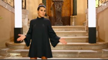 The wide robe with long sleeves flared Karine Ferri in The most beautiful brides in the 05.03.2019