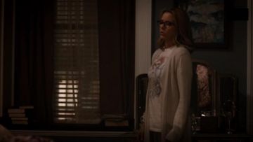 Grateful Dead Mens Big Bertha T-shirt worn by Elizabeth McCord (Téa Leoni) in Madam Secretary (S03E17)