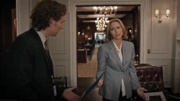 Alexander McQueen Adaptés Blazer porté par Elizabeth McCord (Téa Leoni) Madame la Secrétaire d' (S04E04)
