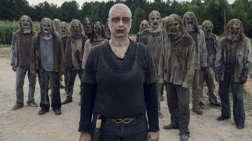 The belt loop of Alpha (Samantha Morton) in The Walking Dead (S09E10)