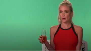 Rag & Bone Brandy Réservoir en Rouge porté par elle-Même (2018) (Kristin Cavallari) en Très Cavallari (S01E01)