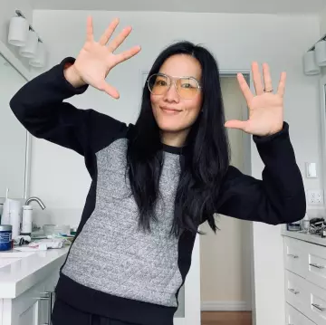 The glasses aviator, worn by Ali Wong on his account Instagram @Aliwong