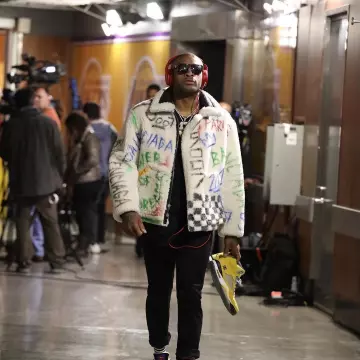 Sneakers Air Jordan 5 Retro T23 "tokyo" worn by P. J. Tucker on the Instagram account @complexsneakers