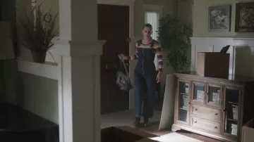 The dungarees in jean Reformation brought by Betty Cooper (Lili Reinhart) in Riverdale S03E14