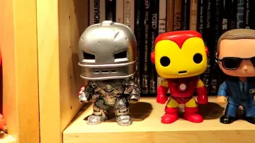 El Funko Pop! por Iron Man de Modzii en su vídeo ¡LA MAYOR COLECCIÓN DE FIGURITAS POP! ¡DESDE FRANCIA!