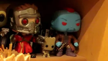 El Funko Pop! por Yondu en Guardianes de la Galaxia de Modzii en su video ¡LA MAYOR COLECCIÓN DE FIGURITAS POP! ¡DESDE FRANCIA!