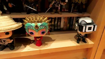 El funko pop de Sixer en El Ready Player One de Modzii en el vídeo ¡LA MAYOR COLECCIÓN DE FIGURAS POP! ¡DESDE FRANCIA!