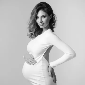 La robe blanche Asos portée par Ariane Brodier sur son compte Instagram @arianebrodier