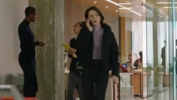Danse Lente Mia Bag usado por Cara Bloom (Violett Beane) en God Friended Me (S01E15)