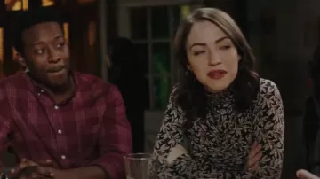 Isabel Marant, Étoile Truey imprimé haut en jersey porté par Cara Bloom (Violet Beane) en Dieu Me demande d'ami (S01E14)