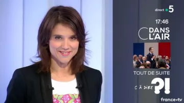 The T-shirt screen-printed Mélanie Taravant in C to tell the 18/01/2019