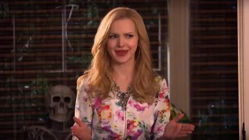 H&M  Floral Jacket worn by Liv Rooney (Dove Cameron) in Liv and Maddie (S02E03)