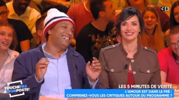 La chaqueta military spirit de Géraldine Maillet en Touche pas à mon poste del 27/02/2019